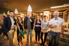 Christopher Meignier (ancien salarié de Mister Harry) et son épouse Mylène, Benoit Bernard (BGI), Virginie, Céline M et Thomas