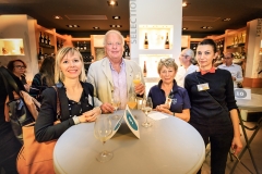 Alexandra Hupont (ADREA Mutuelle), Bernard Delaye (Comité Foires Mâcon) et son épouse, Eloïse